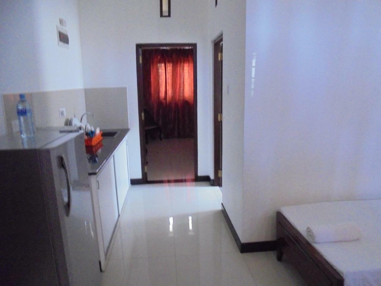 Jmf Hotel Negombo Exterior photo